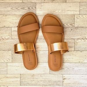 Memory foam sandals